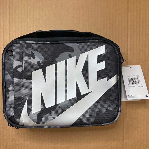 Nike Futura Fuel Pack Lunch Box Insulated Hard Shell Black Camo School - Picture 2 of 4